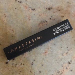 Brow primer Anastasia Beverly Hills